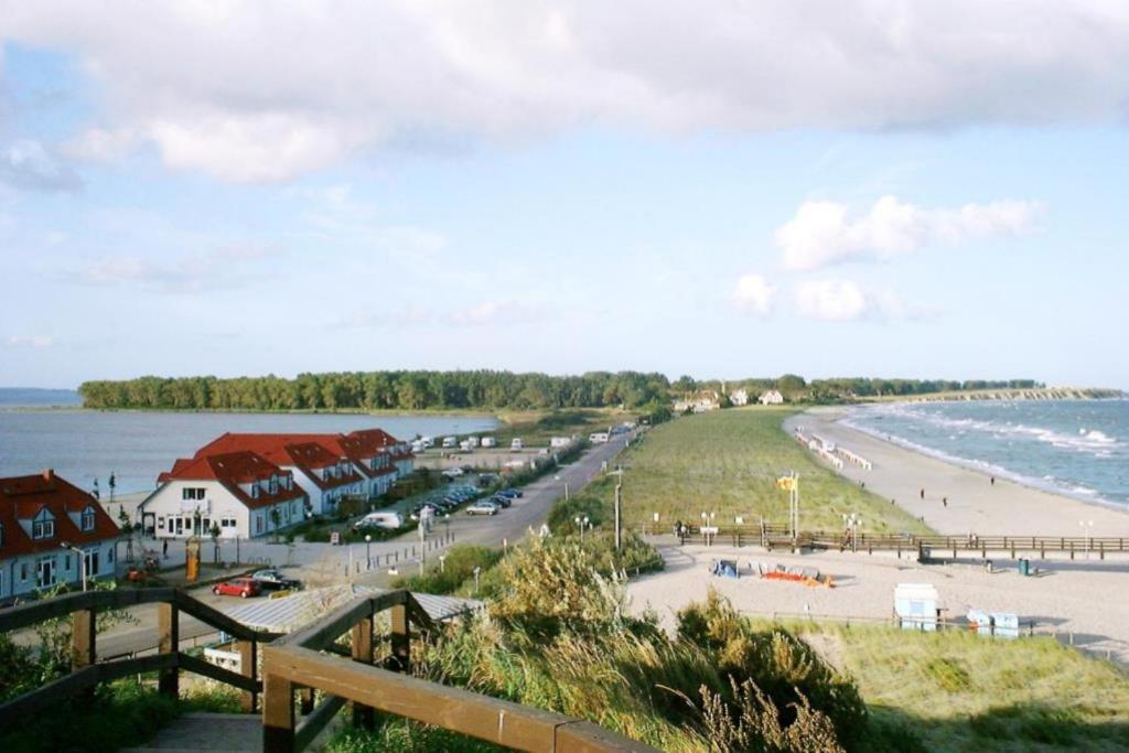 Fewo 08 Seemoewe Mit Blick Auf Salzhaff Und Ostsee Rerik Bagian luar foto