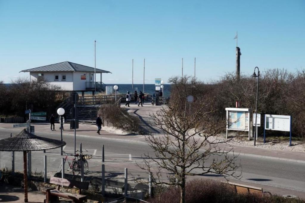 Fewo 08 Seemoewe Mit Blick Auf Salzhaff Und Ostsee Rerik Bagian luar foto